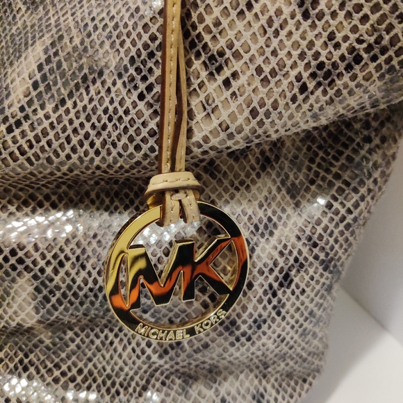 *SOLD*MICHAEL KORS Embossed Snakeskin Purse - Picture 9 of 10
